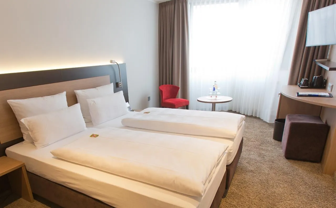 Astor & Aparthotel Köln Otel