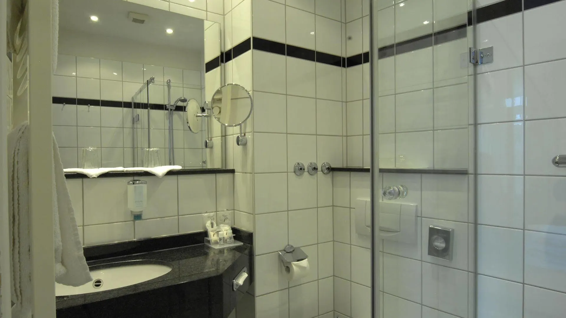 Astor & Aparthotel Köln